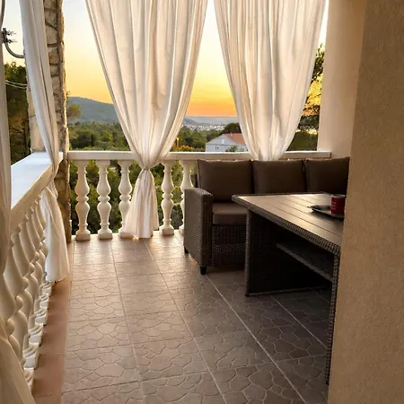 Adriana Apartamento *