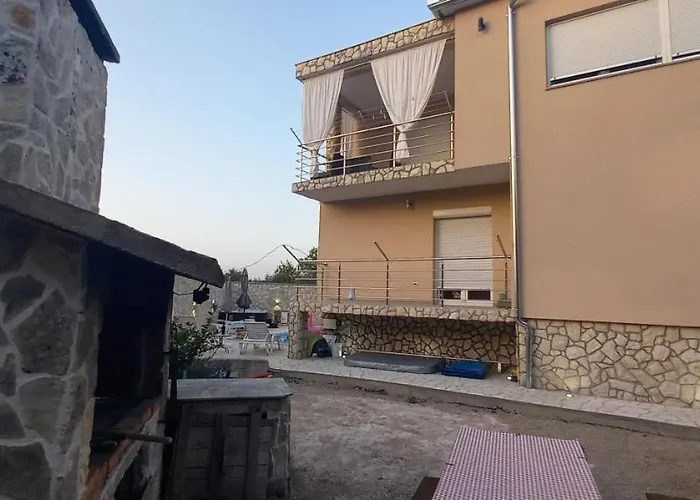 Apartment Adriana Bilice